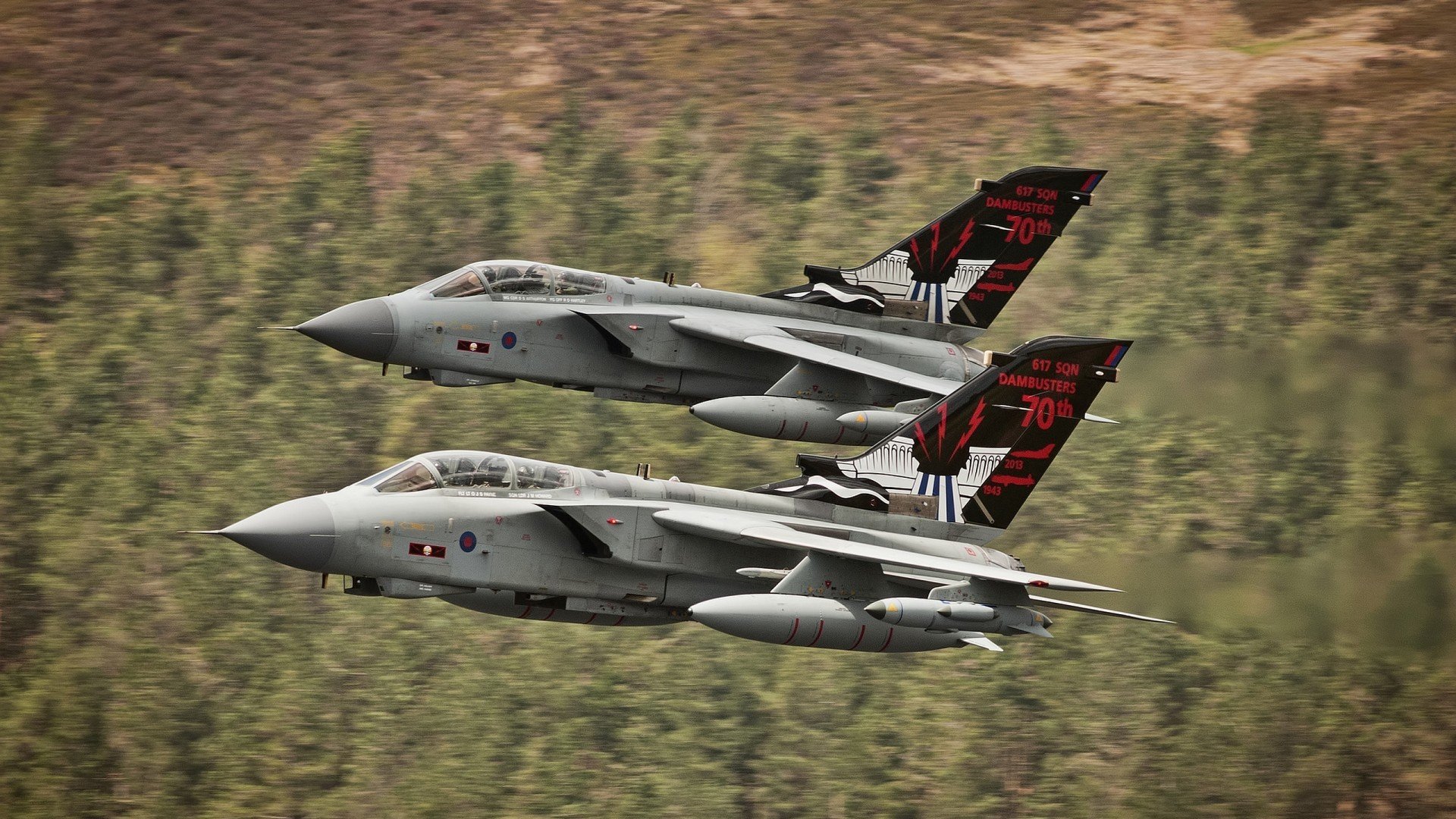 《绝地求生》全球邀请赛与《堡垒之夜》世界杯的激烈竞争,绝地求生全球联赛