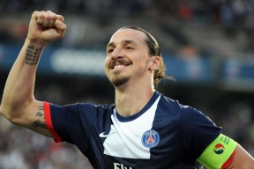 开云官网在线-核心后卫表现稳定成为防线轴心多项数据列全联赛前列位置，篮球核心后卫是几号位